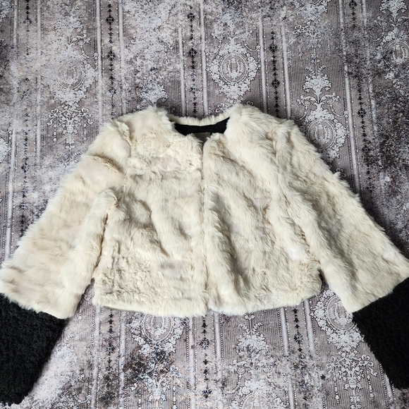 Y2K Faux Fur Jacket - Picture 7 of 12